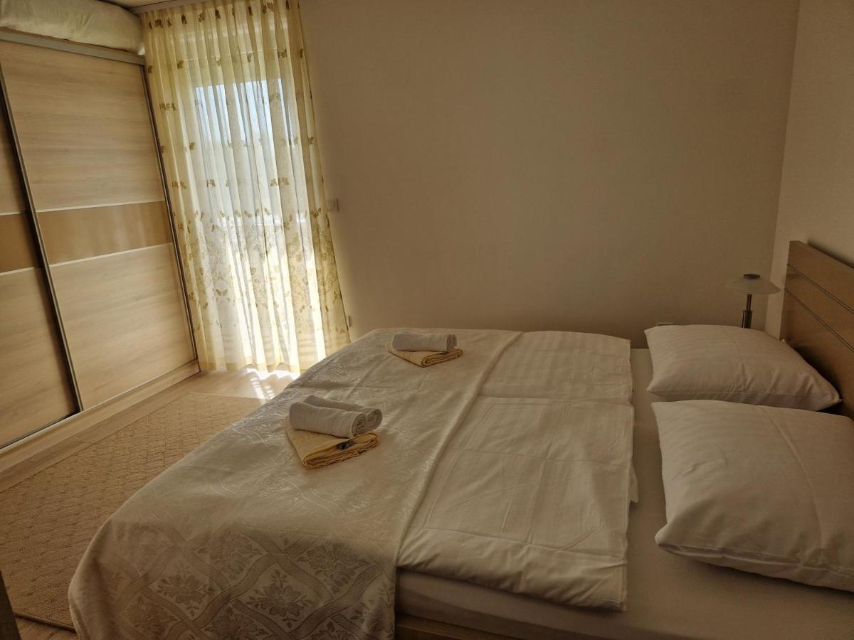 Apartman Potok Ливно Екстериор снимка