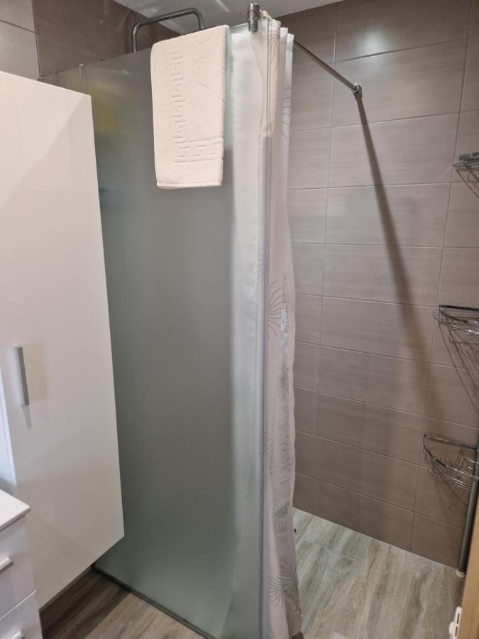 Apartman Potok Ливно Екстериор снимка