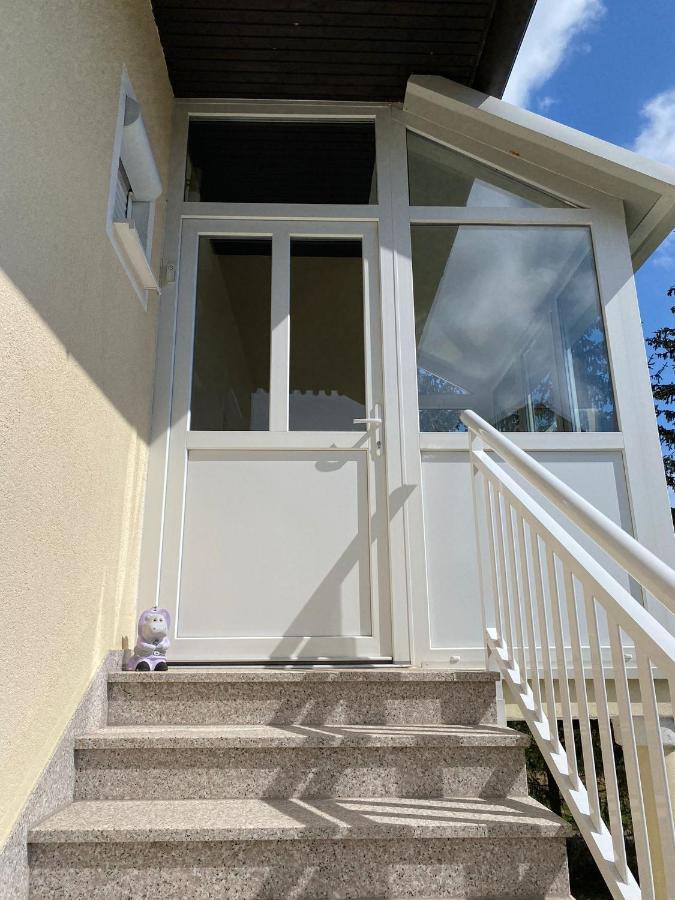 Apartman Potok Ливно Екстериор снимка