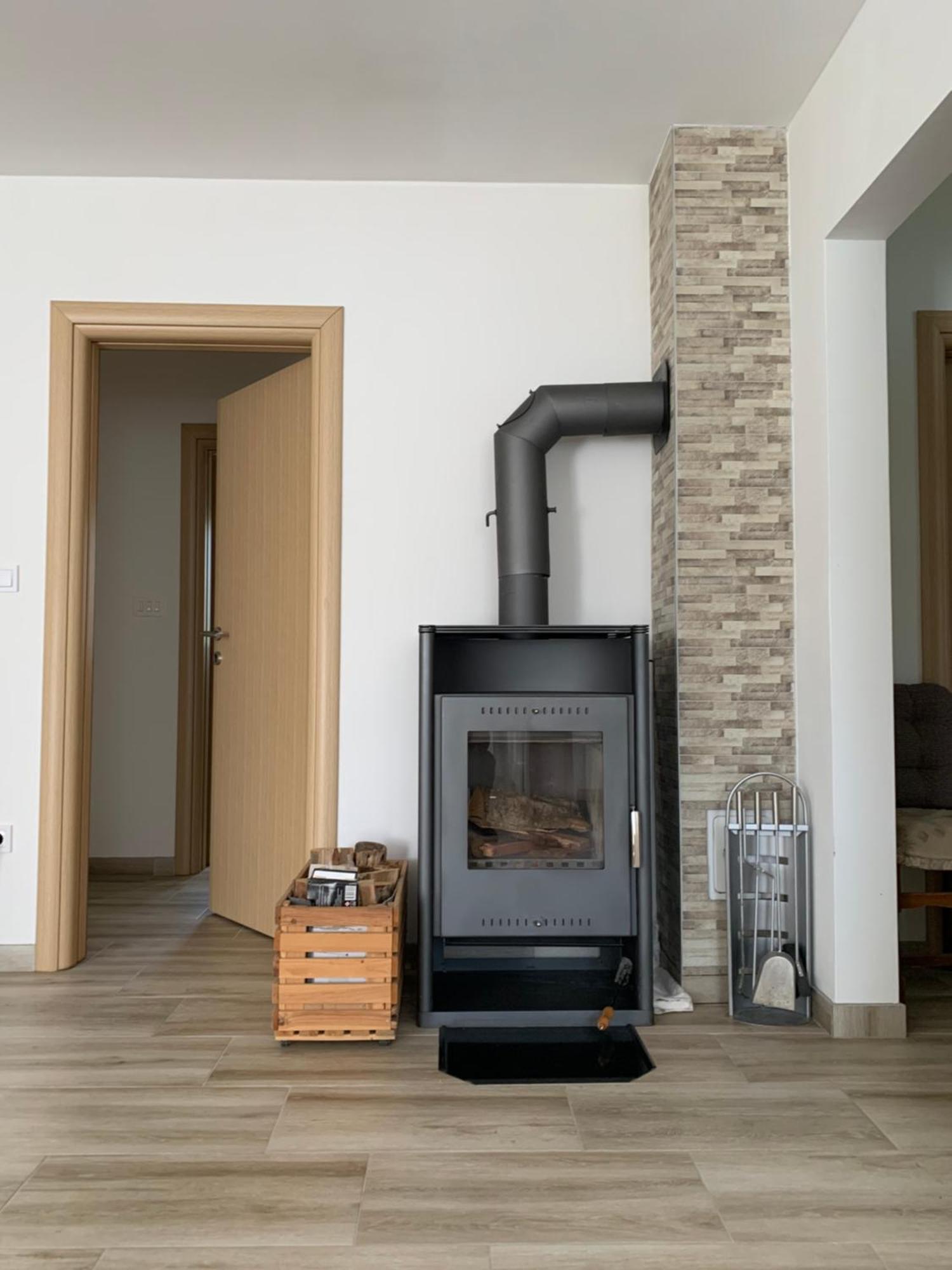 Apartman Potok Ливно Екстериор снимка